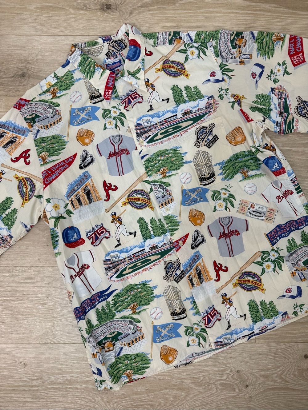 Reyn Spooner x MLB Atlanta Braves Vintage Short Sleeve Button Down Shirt